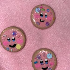 Kirby cookie pin